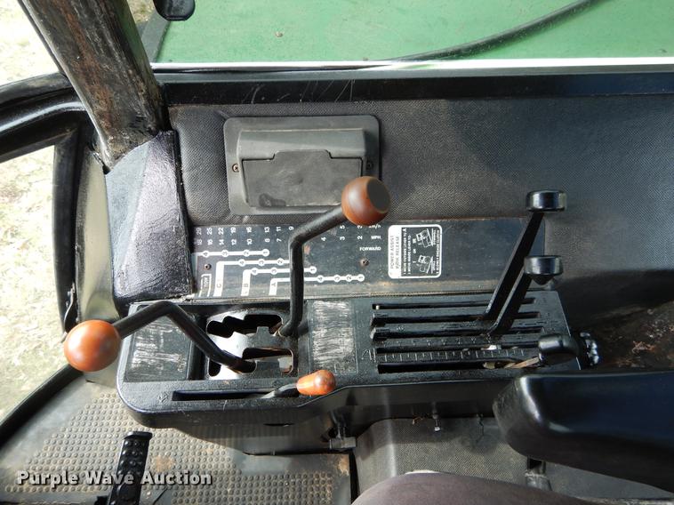 image for item DC0207 1978 John Deere 4440H tractor