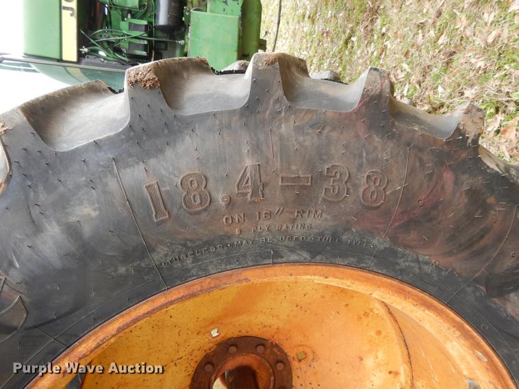image for item DC0207 1978 John Deere 4440H tractor