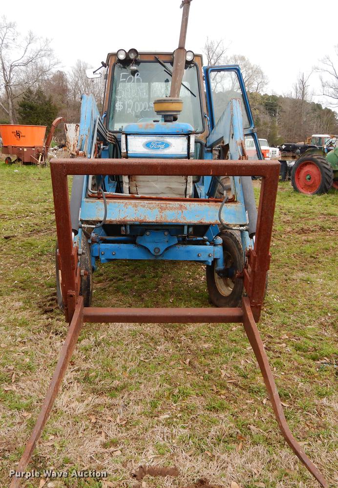 image for item DC0209 1984 Ford 6710 tractor