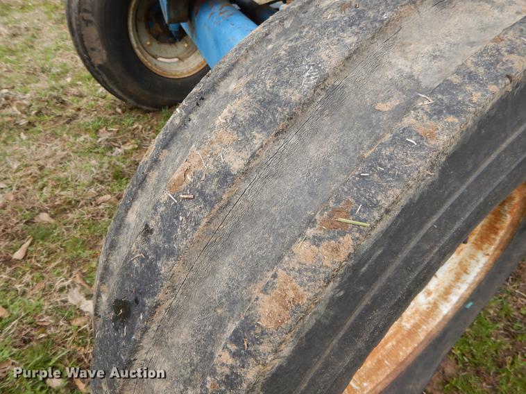 image for item DC0209 1984 Ford 6710 tractor