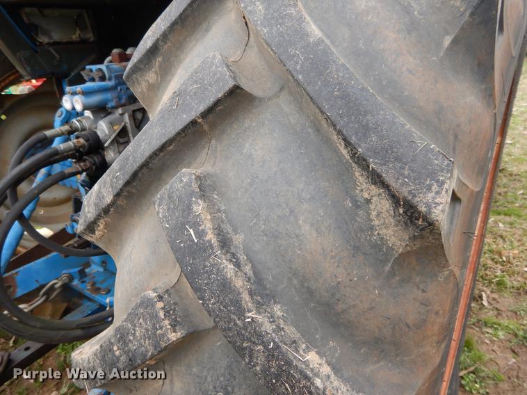 image for item DC0209 1984 Ford 6710 tractor