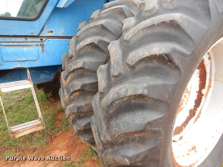 image for item DC0210 Ford 9600 tractor