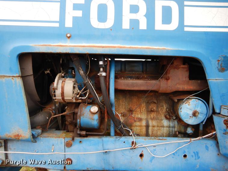 image for item DC0210 Ford 9600 tractor