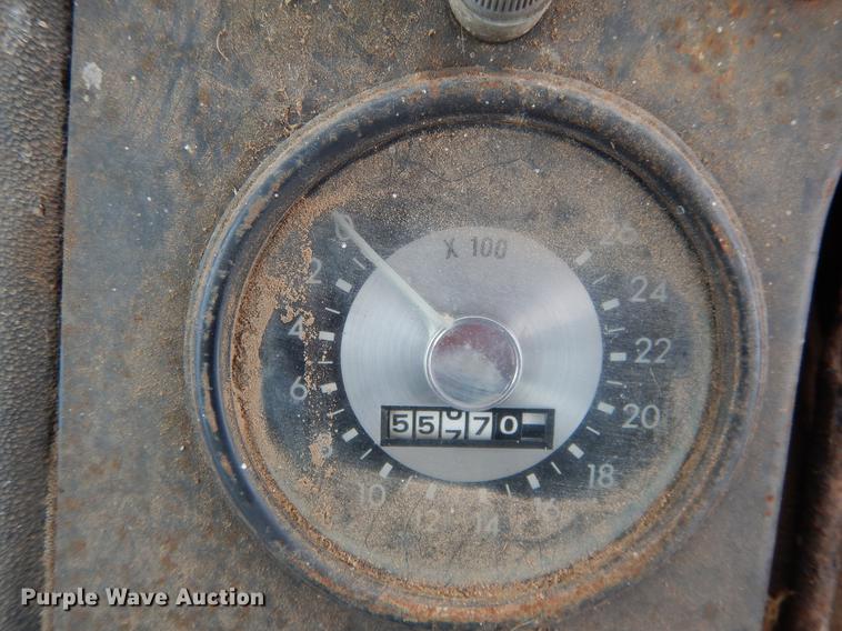 image for item DC0210 Ford 9600 tractor