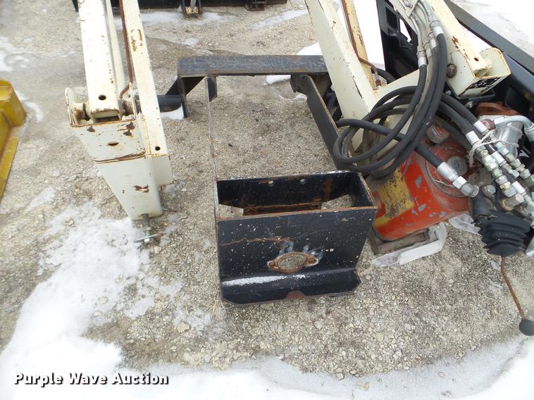 image for item DC1242 AGCO 2 loader