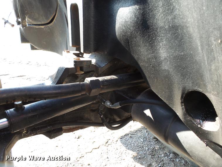 image for item DD2355 2004 Case IH MX285 MFWD tractor