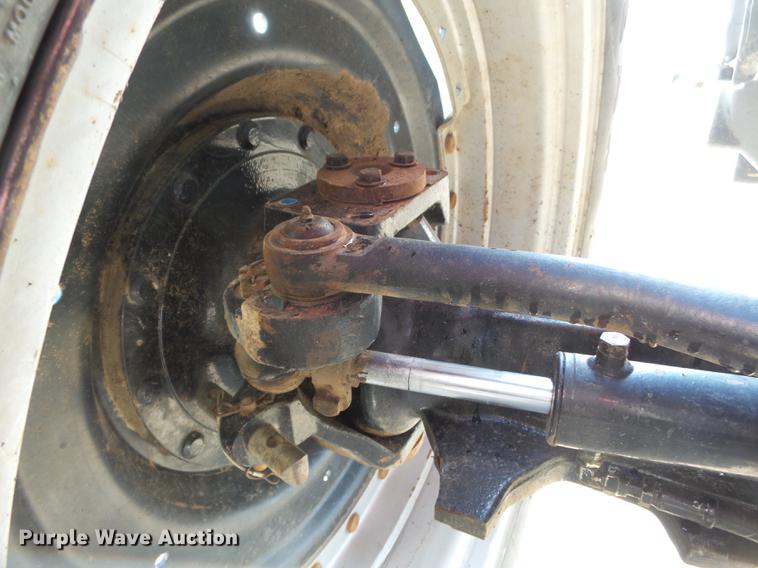 image for item DD2355 2004 Case IH MX285 MFWD tractor