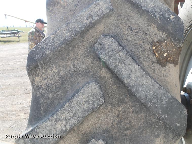 image for item DD2355 2004 Case IH MX285 MFWD tractor