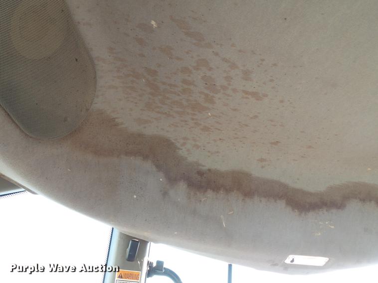 image for item DD2355 2004 Case IH MX285 MFWD tractor