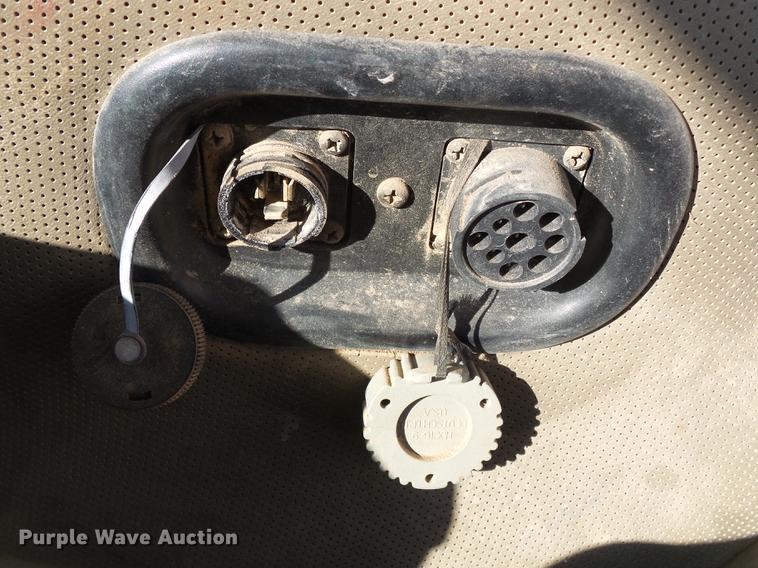 image for item DD2355 2004 Case IH MX285 MFWD tractor