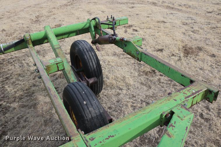 image for item DD5981 John Deere 1600 chisel