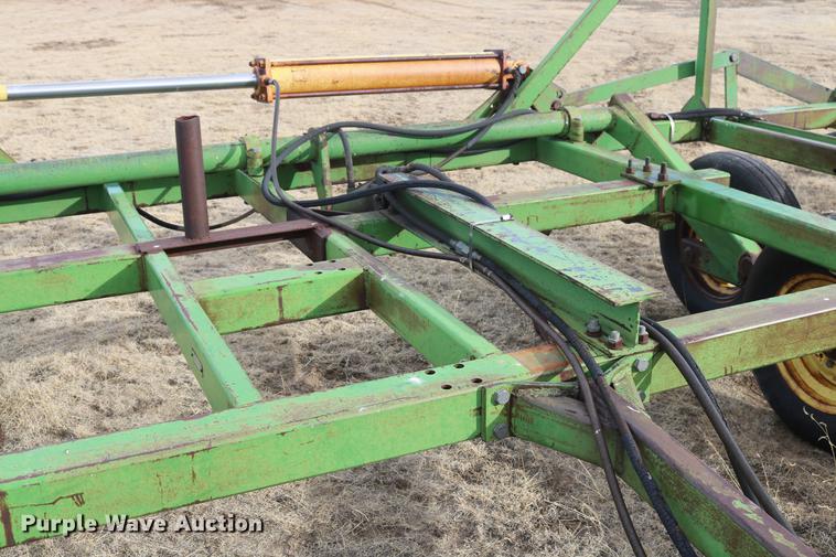 image for item DD5981 John Deere 1600 chisel