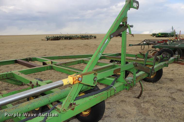 image for item DD5981 John Deere 1600 chisel