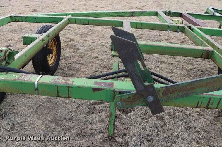 image for item DD5981 John Deere 1600 chisel