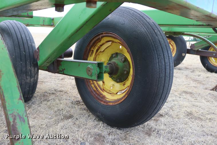 image for item DD5981 John Deere 1600 chisel