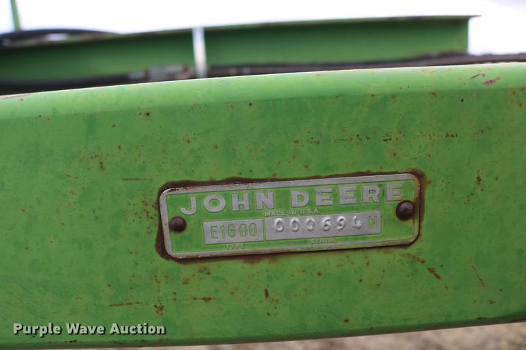 image for item DD5981 John Deere 1600 chisel
