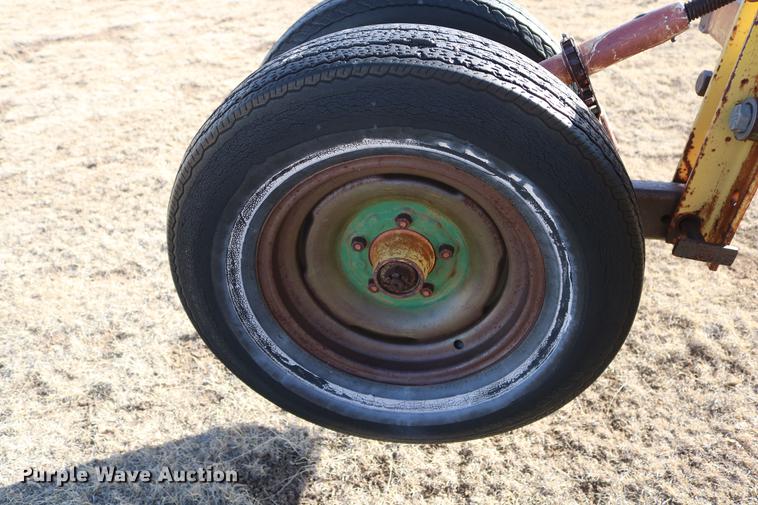 image for item DD5985 Roll-a-cone V-ripper