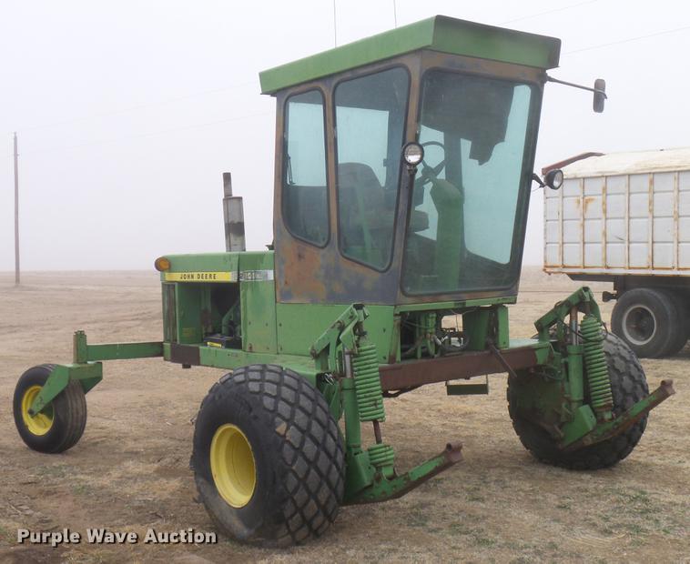 image for item DD5988 1979 John Deere 2280 windrower