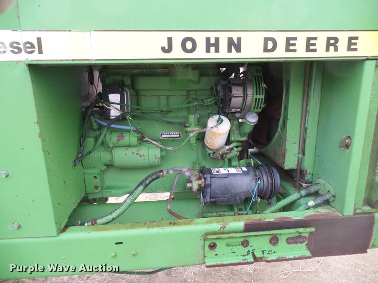image for item DD5988 1979 John Deere 2280 windrower