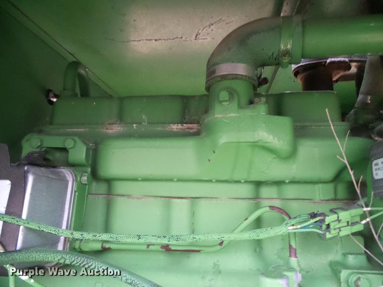 image for item DD5988 1979 John Deere 2280 windrower