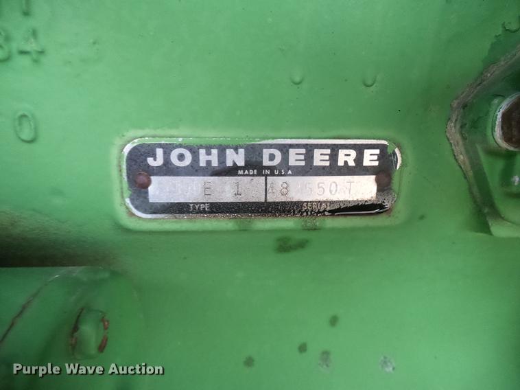 image for item DD5988 1979 John Deere 2280 windrower