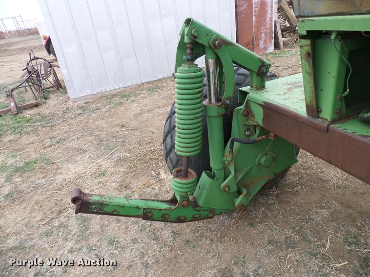 image for item DD5988 1979 John Deere 2280 windrower