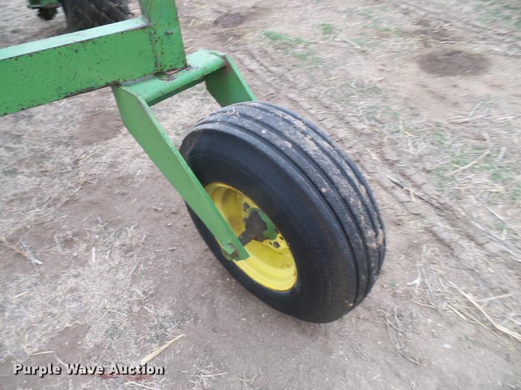 image for item DD5988 1979 John Deere 2280 windrower