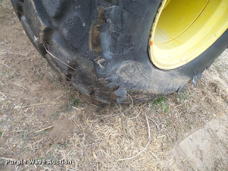 image for item DD5988 1979 John Deere 2280 windrower