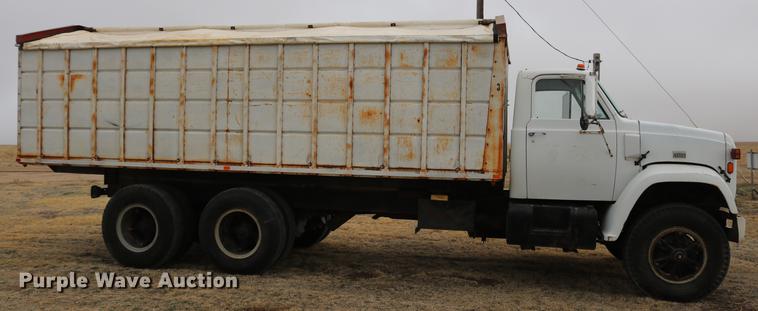 image for item DD5990 1979 Chevrolet C80 grain truck