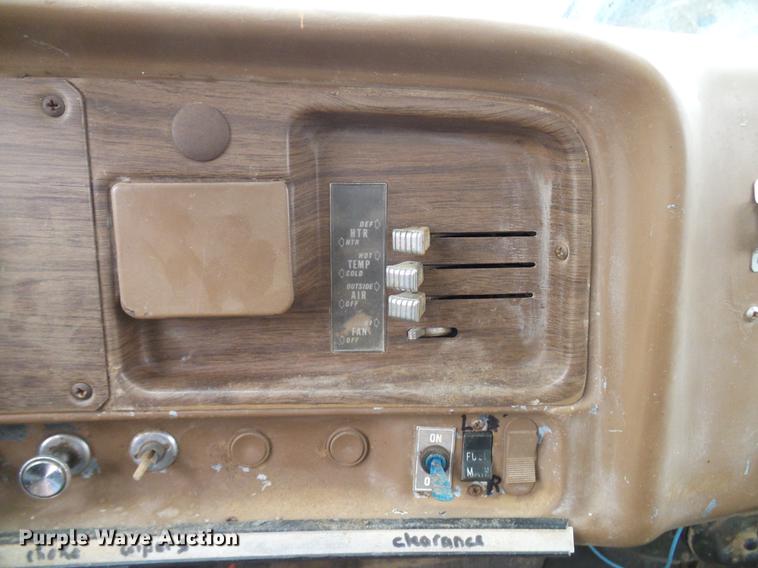 image for item DD5990 1979 Chevrolet C80 grain truck