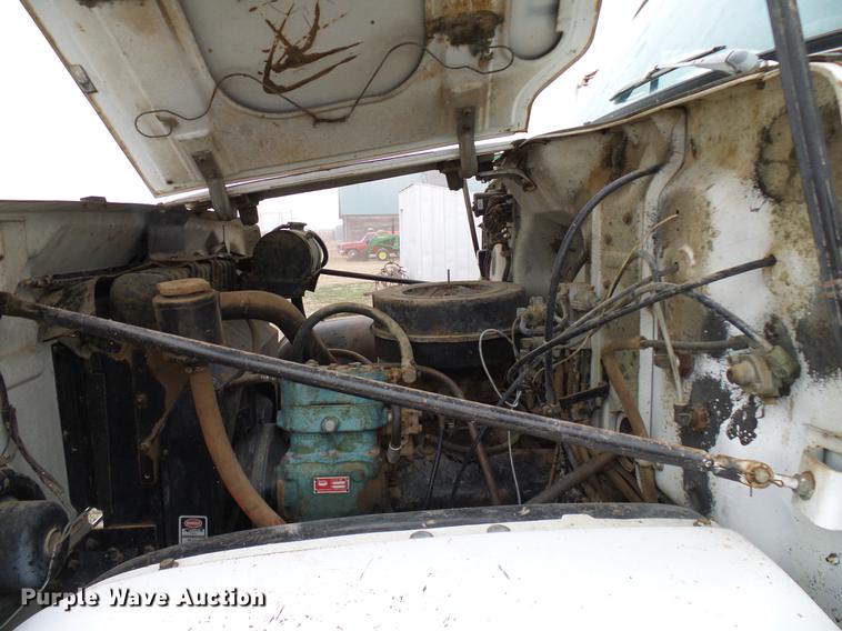 image for item DD5990 1979 Chevrolet C80 grain truck