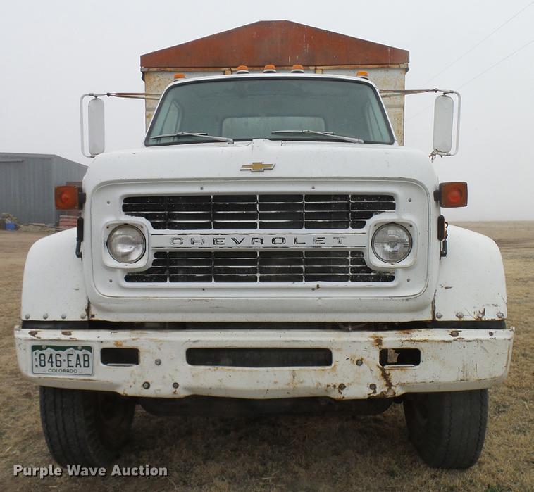 image for item DD5990 1979 Chevrolet C80 grain truck