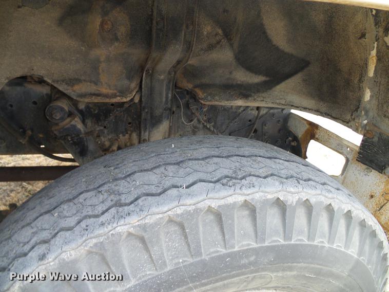 image for item DD5990 1979 Chevrolet C80 grain truck