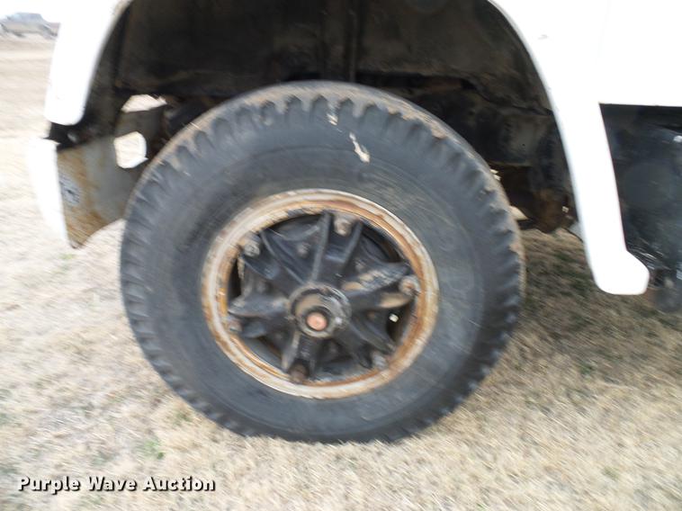 image for item DD5990 1979 Chevrolet C80 grain truck