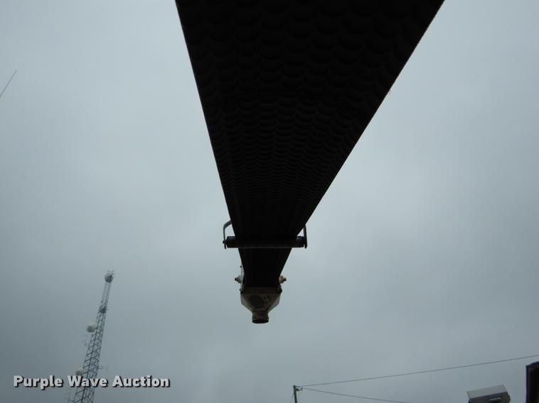 image for item DE6009 1985 Ford 8000 tender truck