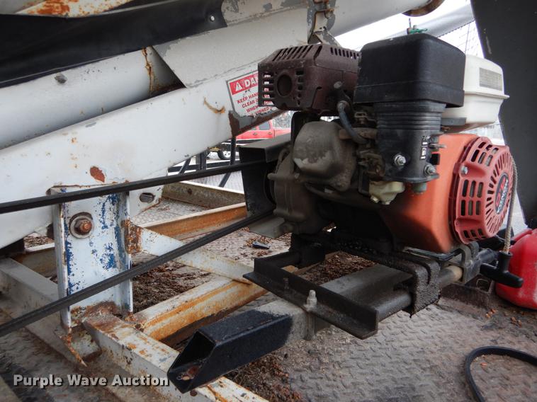 image for item DE6009 1985 Ford 8000 tender truck