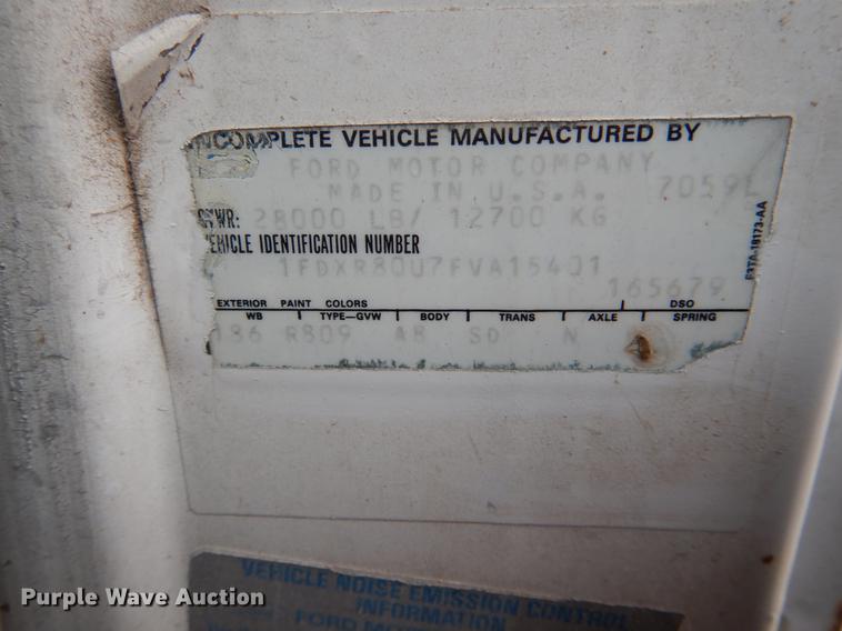 image for item DE6009 1985 Ford 8000 tender truck