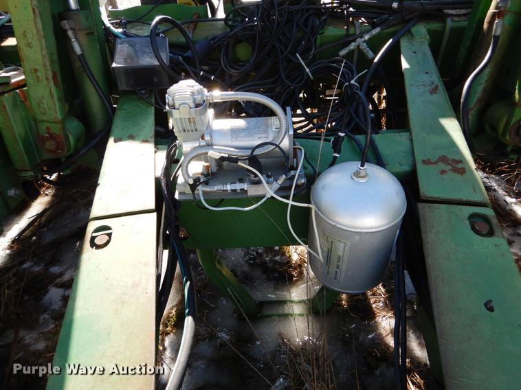 image for item DE6018 John Deere 7200 MaxEmerge planter