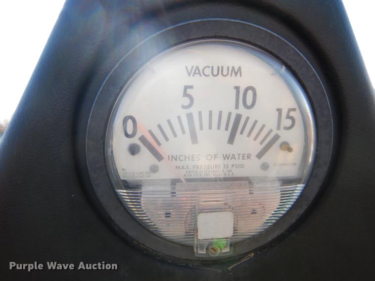 image for item DE6018 John Deere 7200 MaxEmerge planter