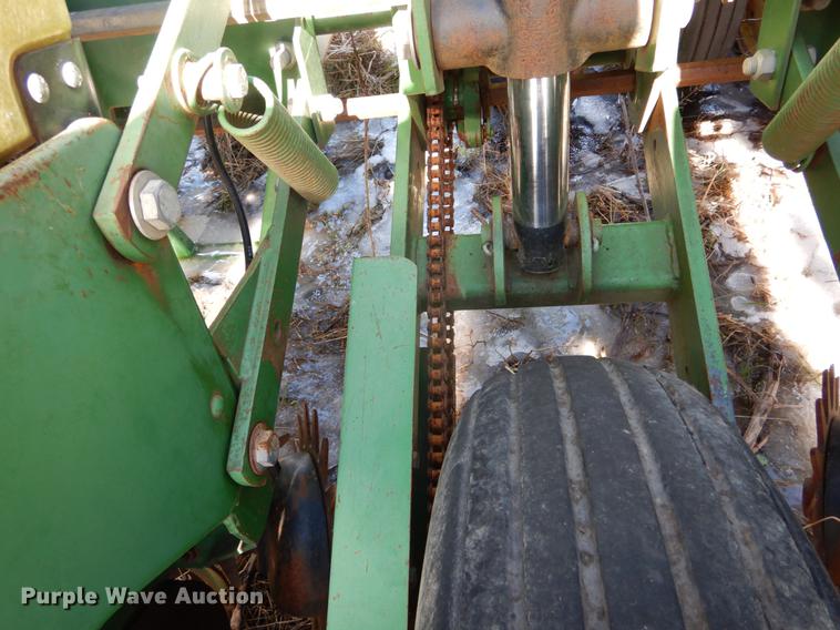image for item DE6018 John Deere 7200 MaxEmerge planter