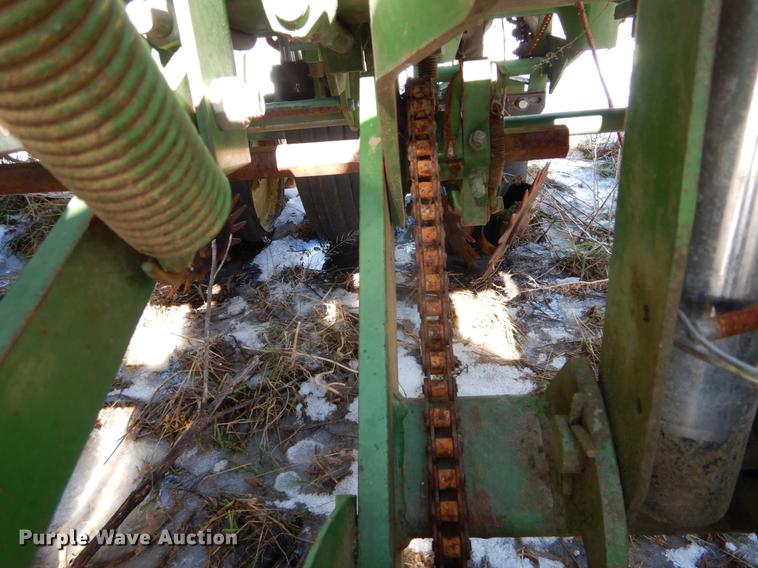image for item DE6018 John Deere 7200 MaxEmerge planter