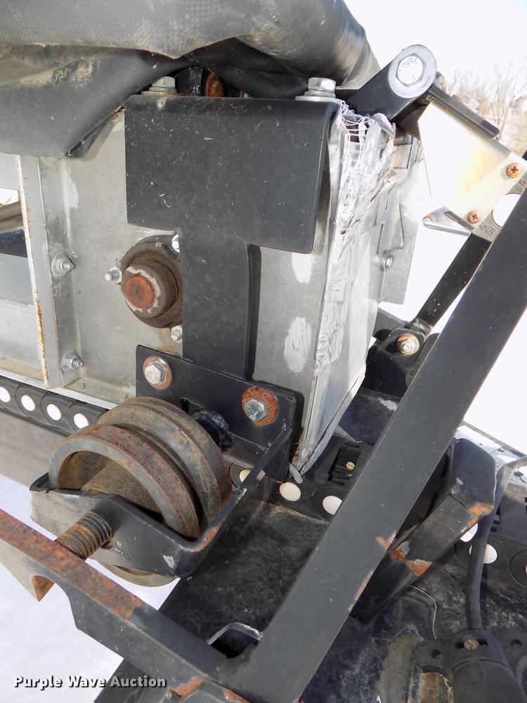 image for item DE7588 2009 Par-Kan PK336265 seed tender trailer