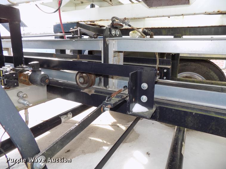 image for item DE7588 2009 Par-Kan PK336265 seed tender trailer