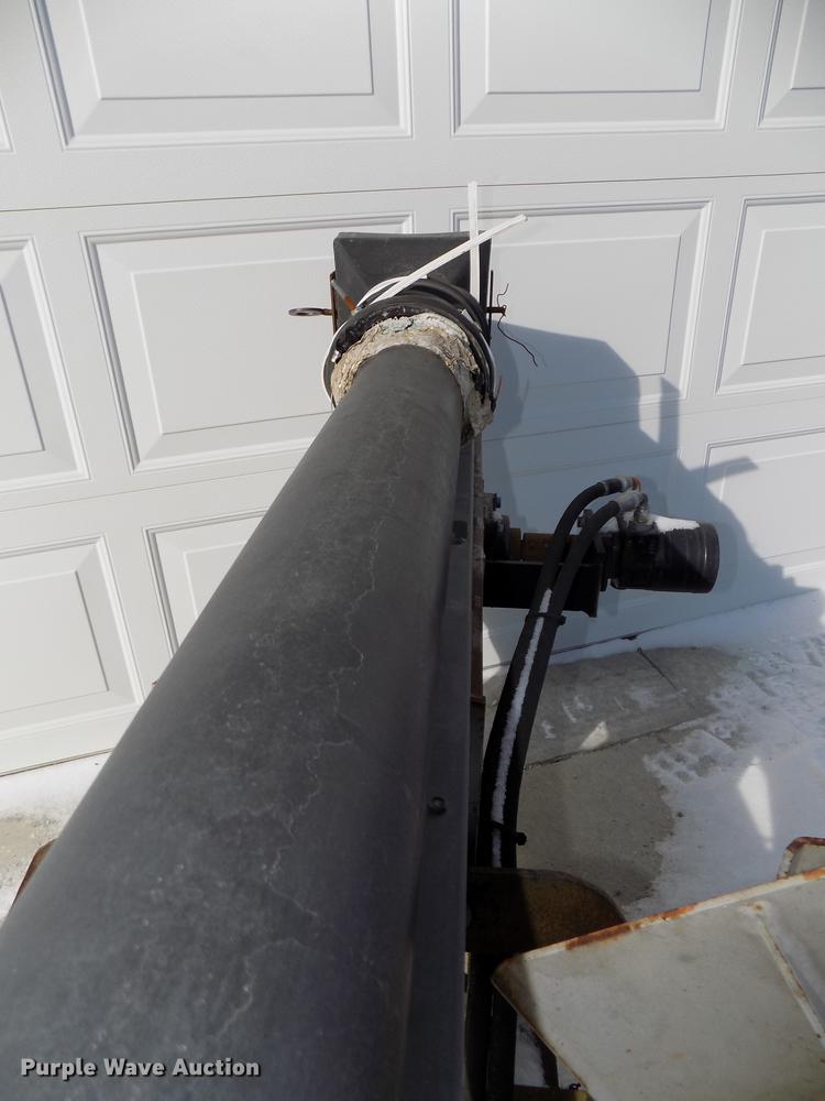 image for item DE7588 2009 Par-Kan PK336265 seed tender trailer