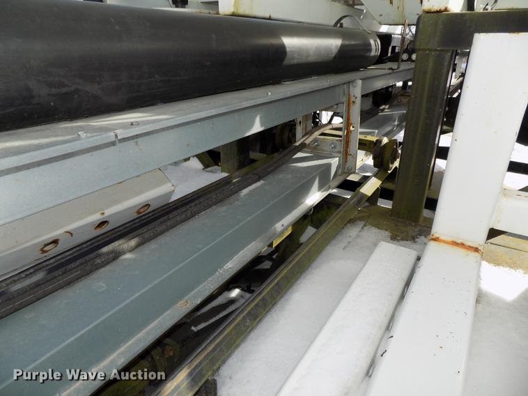 image for item DE7588 2009 Par-Kan PK336265 seed tender trailer