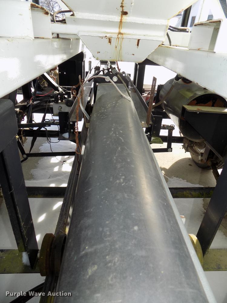 image for item DE7588 2009 Par-Kan PK336265 seed tender trailer