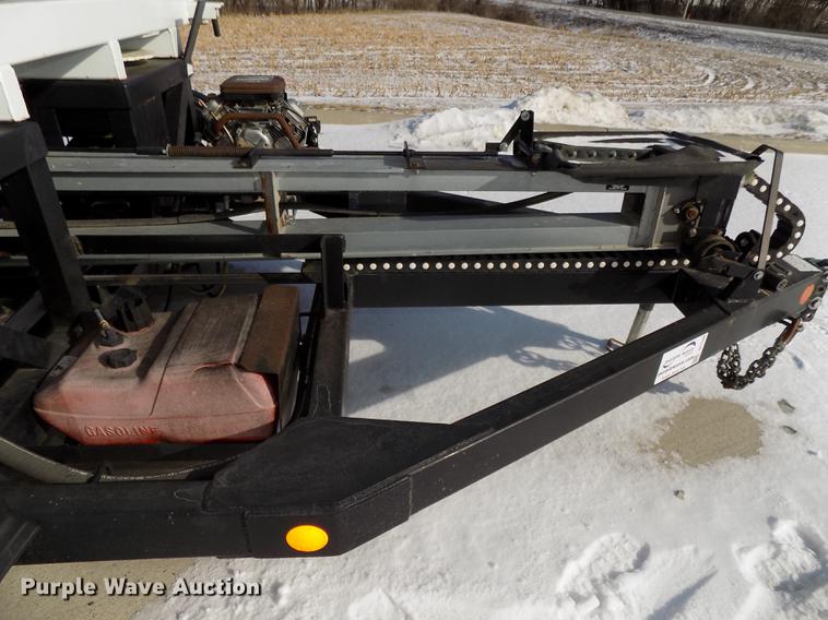 image for item DE7588 2009 Par-Kan PK336265 seed tender trailer