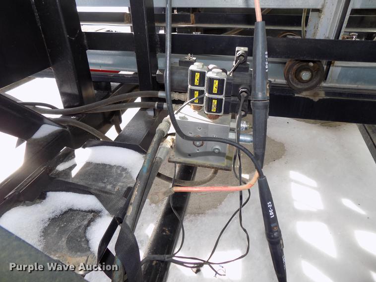 image for item DE7588 2009 Par-Kan PK336265 seed tender trailer