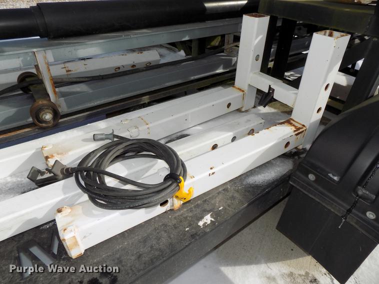 image for item DE7588 2009 Par-Kan PK336265 seed tender trailer