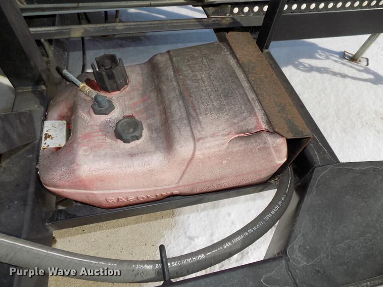 image for item DE7588 2009 Par-Kan PK336265 seed tender trailer